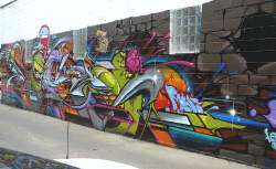pose_chi22008x.jpg
