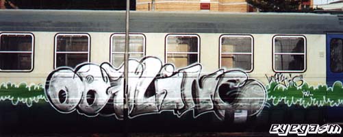 007line01.jpg