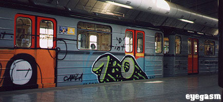 1-002.jpg