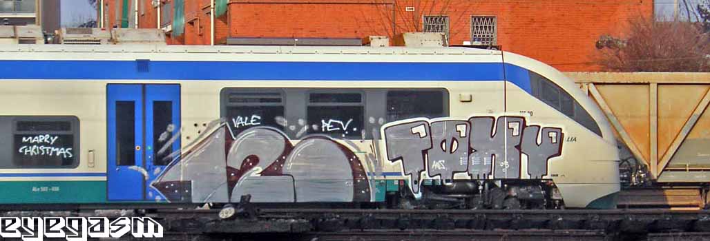 420-toxy01.jpg