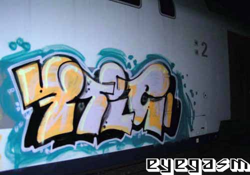 7tie01.jpg