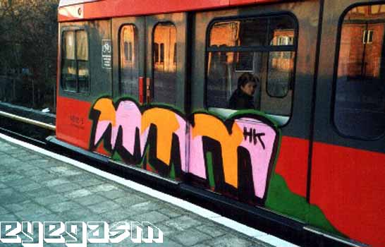 adm002.jpg
