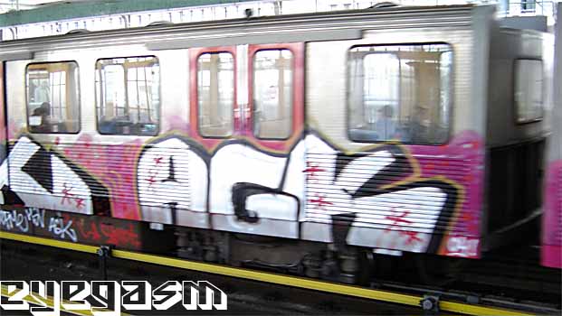 agk02.jpg