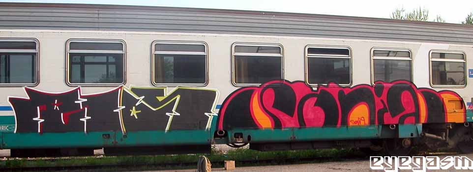 aids-sonia01.jpg