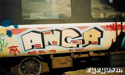 anga02.jpg
