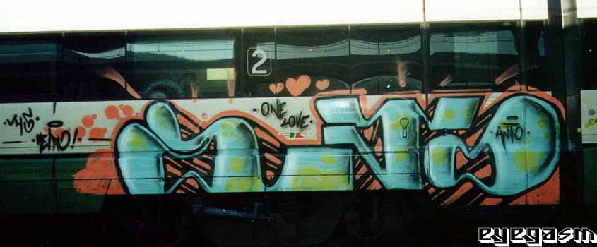 anto01.jpg