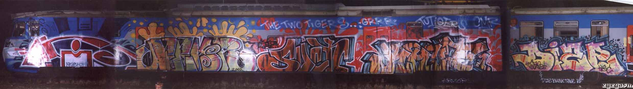 arie-fear-suck-krut-dize01.jpg