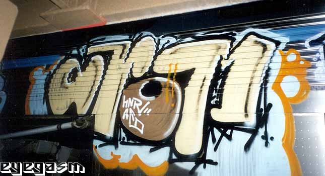arom02.jpg