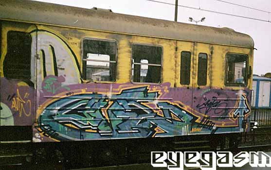 ave05.jpg