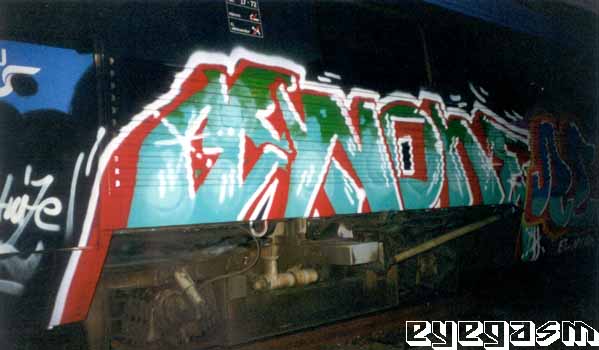 awone01.jpg