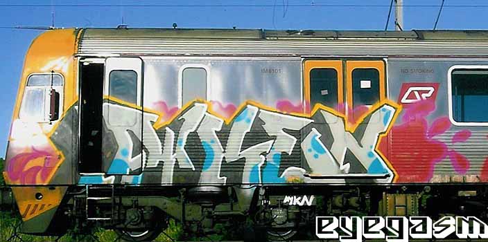 ayken01.jpg