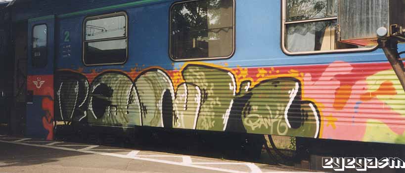 bank01.jpg