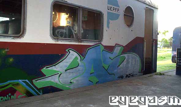 bas006.jpg