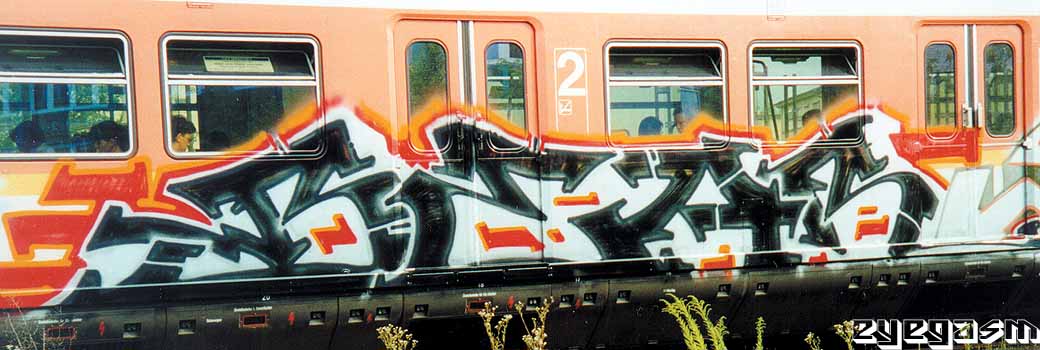 bear02.jpg