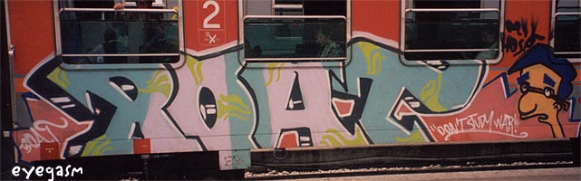 boat01.jpg