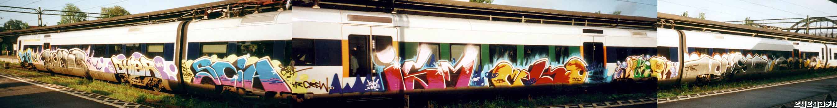 bus-noms-bhier-soia-ism-mako-leon-ohs-hello01.jpg