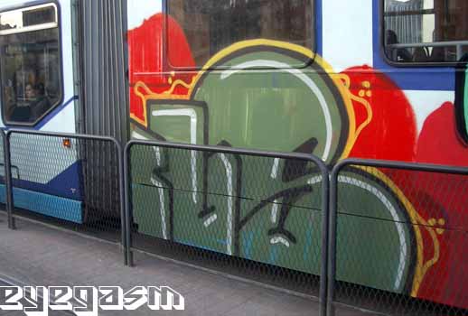 bus06.jpg