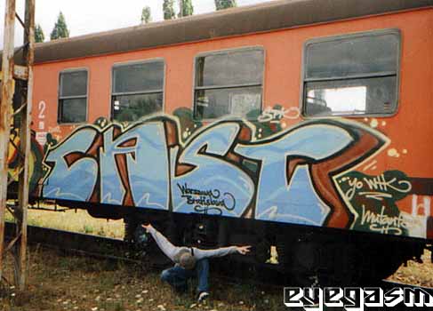 cast03.jpg
