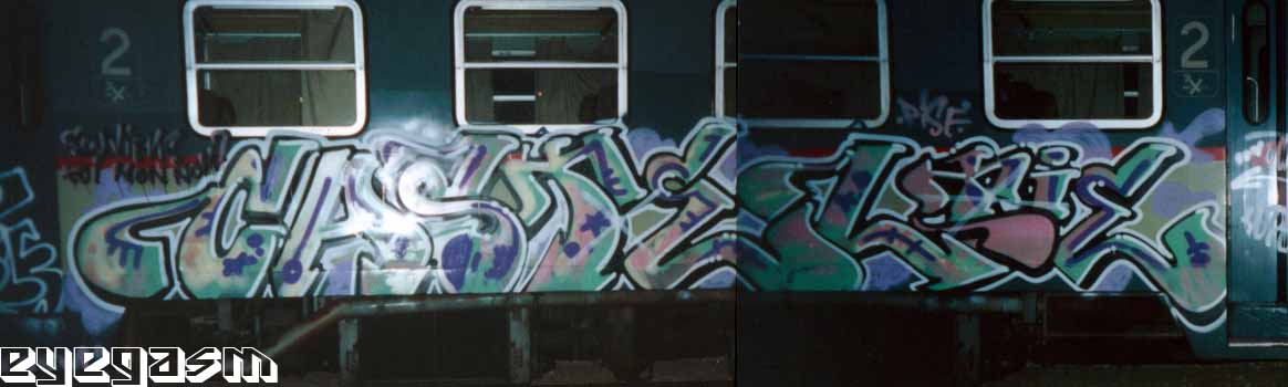 castel-tie01.jpg