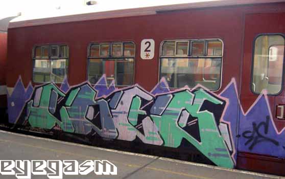 cdes02.jpg