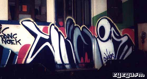 chaos01.jpg