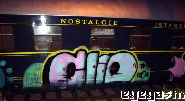 clio02.jpg