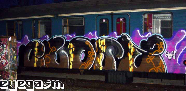close001.jpg