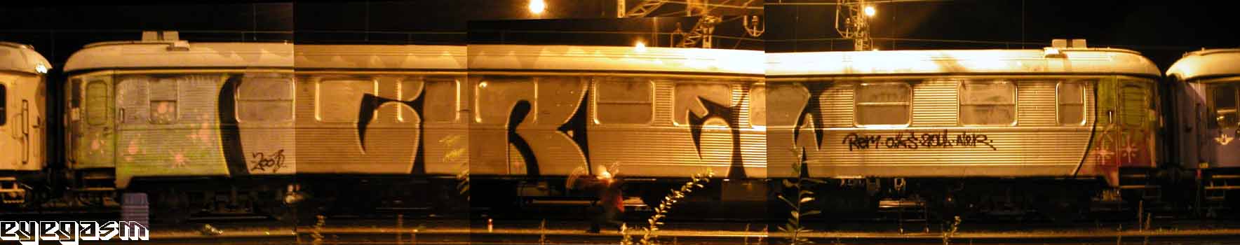 crew-wc02.jpg