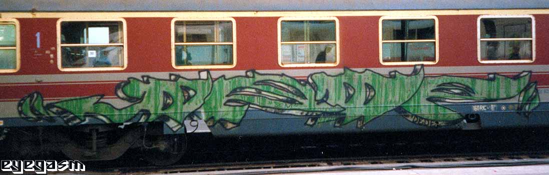 dede01.jpg