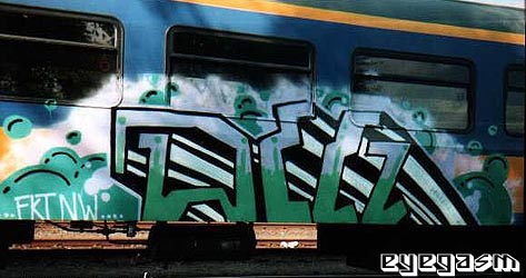 deez02.jpg