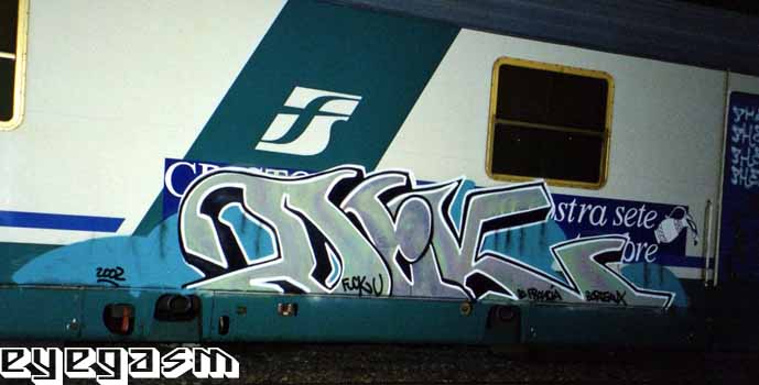dek003.jpg