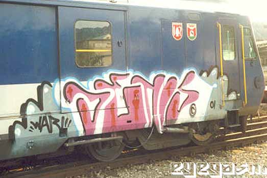 denis02.jpg