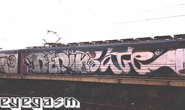 derik-sate-wc01.jpg