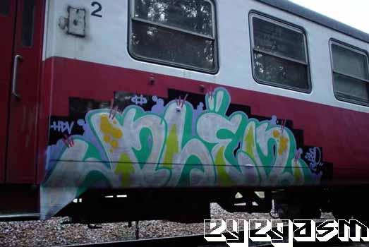 dheo01.jpg