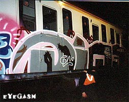 dins02.jpg
