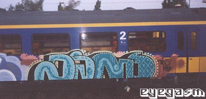 dins15.jpg