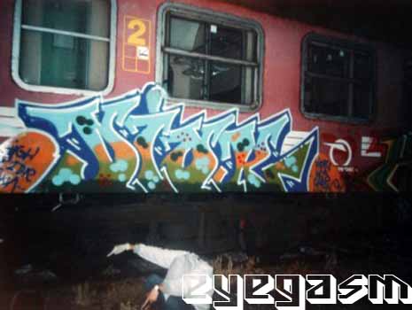 dior01.jpg
