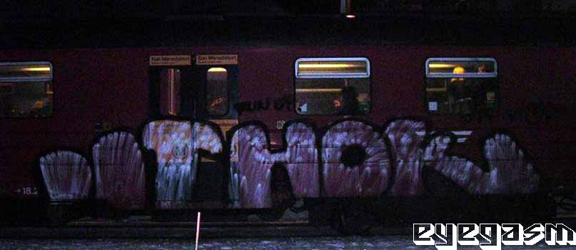 dithok01.jpg