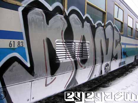 dons03.jpg