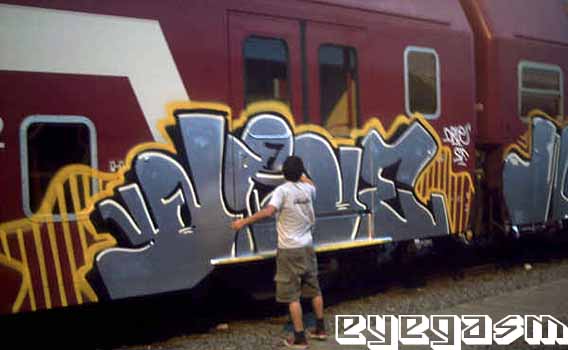 drue01.jpg