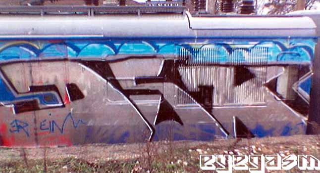 dsk001.jpg