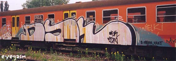 dsk01.jpg