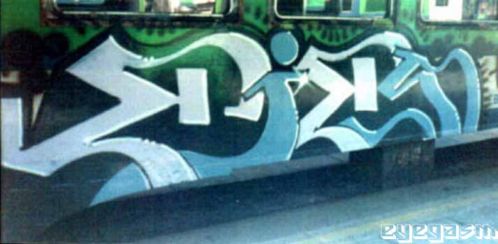 eies01.jpg