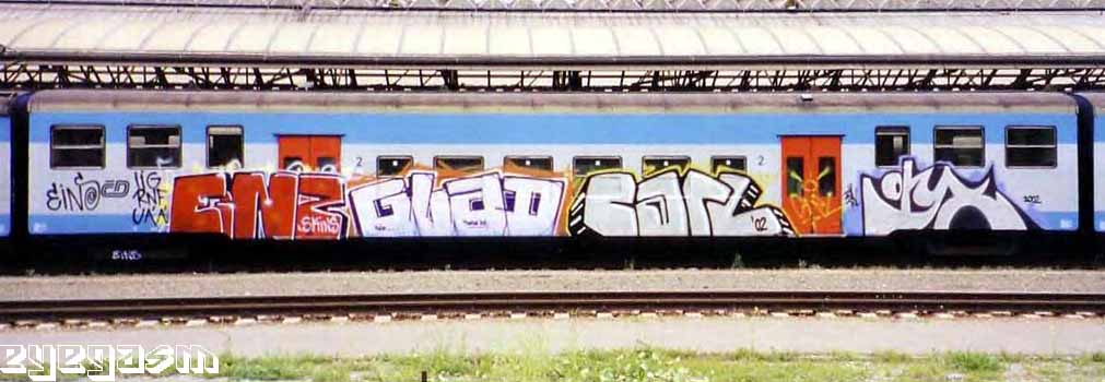 einz-glad-carl-onyx01.jpg