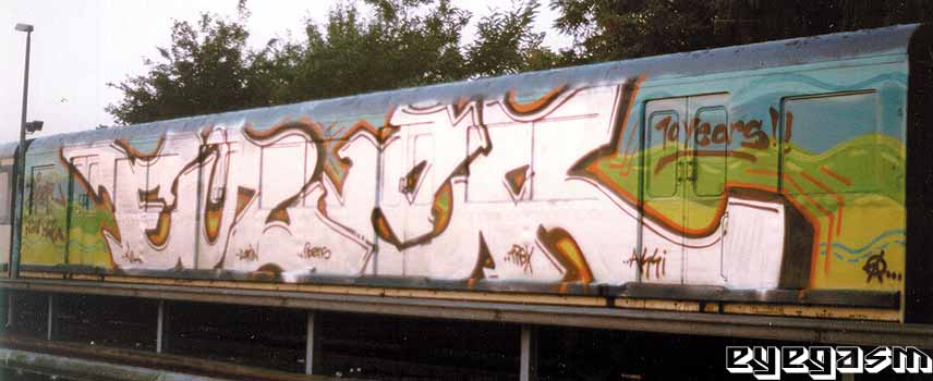 eizer-wc01.jpg