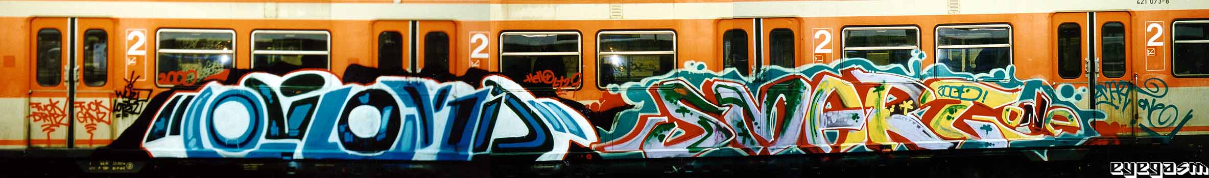 ejekd-smartone01.jpg