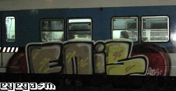 emis06.jpg
