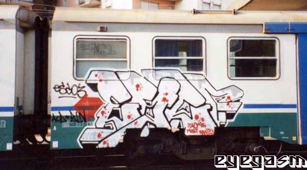 esco05.jpg