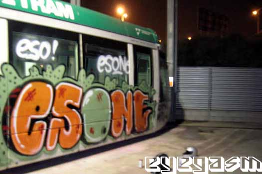 esone01.jpg
