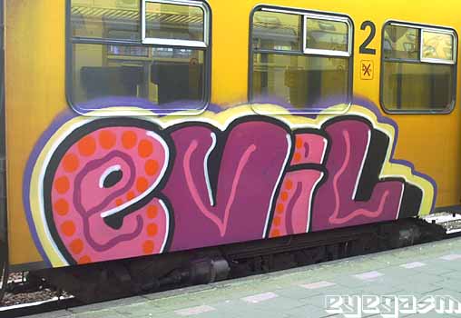 evil02.jpg